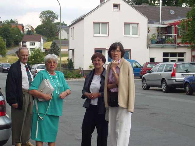 Bei der Ankunft in W&ouml;lbattendorf