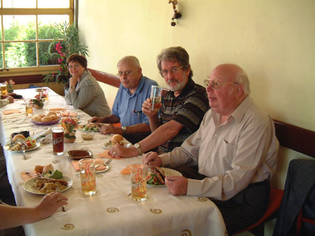 Herr &Uuml;bler, Herr KH.Schmidt, Herr H. Wirth